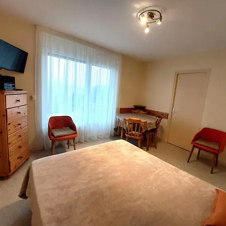 Appartement Montcalm D - Mignon Logement, Tres Agreable Avec Piscine, Tennis ! Mae-6794